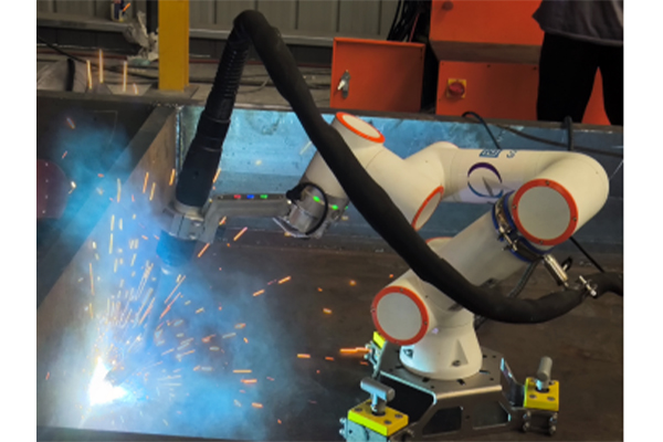 Smart Welding Collaborative Robot